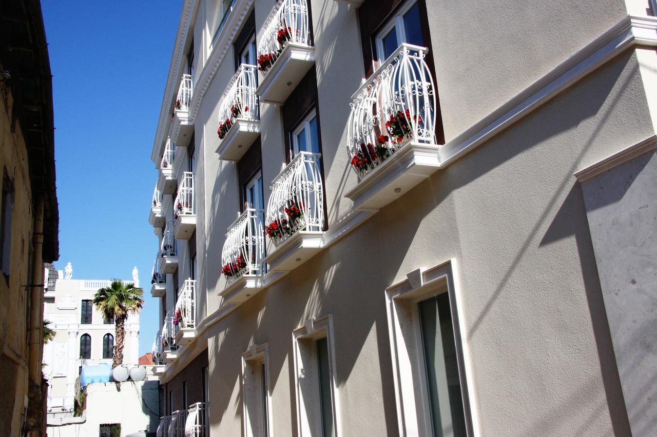 Hotel Brais Durrës Exterior foto