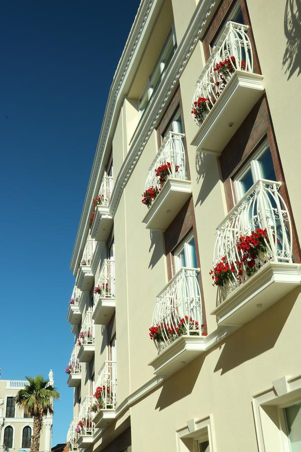 Hotel Brais Durrës Exterior foto